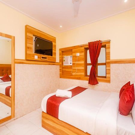 Aman Hotel Near Cst Bombay Eksteriør billede
